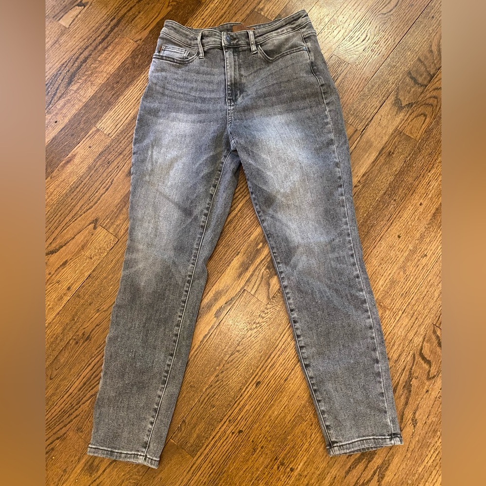 Judy Blue Gray Skinny Jeans
